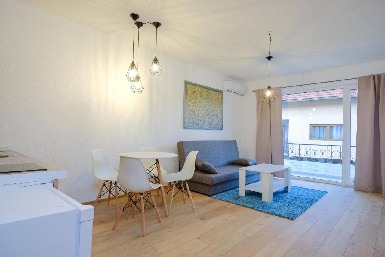 Unique Apartments Visoko Eksteriør billede
